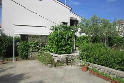 Ferienwohnung mit Terrasse und Grill