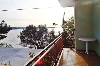 Ferienwohnung mit Balkon und Meerblick