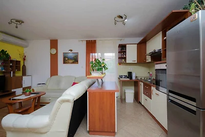 Ferienwohnung mit Balkon und Grill