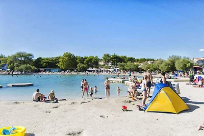 Komfortable Ferienwohnung Grgo mit Meerblick 