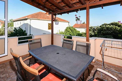 Ferienwohnung mit Balkon und Klimaanlage