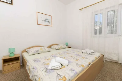 Ferienwohnung mit Balkon und Pool