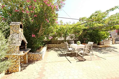 Ferienwohnung mit Terrasse und Klimaanlage