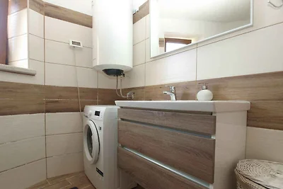 Ferienhaus mit Swimmingpool und Klimanlage