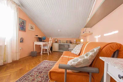 Ferienhaus mit Terrasse und Klimaanlage