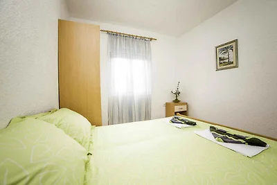 Ferienwohnung mit Pool und Klimaanlage