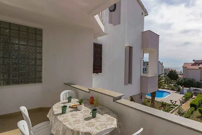 Ferienwohnung mit Pool, Grill und Balkon
