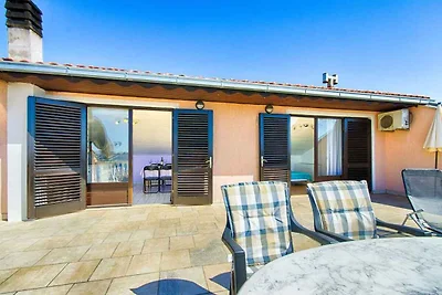 Ferienwohnung mit einer grossen Terrasse mit 
