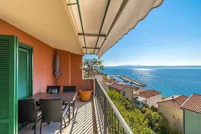 Studio mit Balkon und Klimaanlage