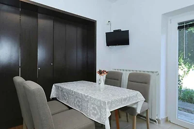 Apartment mit 1 Schlafzimmer, 200 m vom Stran