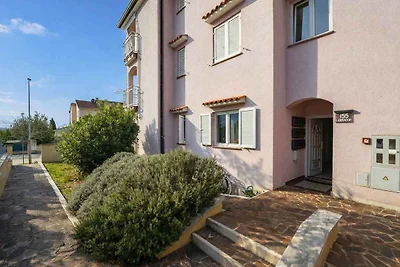 apartman za odmor Obiteljski odmor Karigador