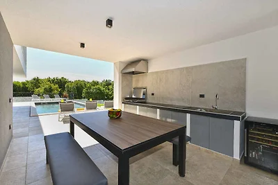 Villa mit Klimaanlage und Pool