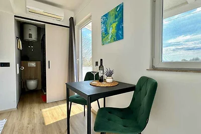 Studio mit Balkon