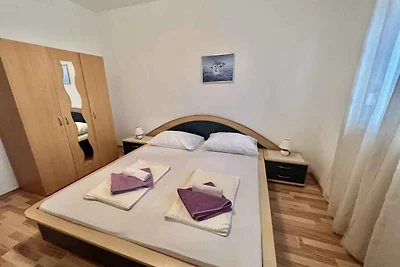 Ferienwohnung mit grossem Balkon und Aussicht