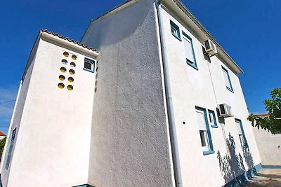 Ferienwohnung mit Klimaanlage und Terrasse