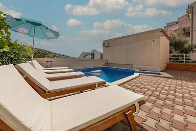 Wohnung mit Balkon, Meerblick und Gemeinschaf