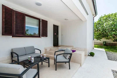 Komfortables Ferienhaus Pianeta in Sabunike m