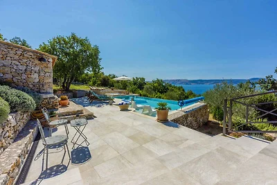 Ferienhaus mit Klimaanlage und Aussenpool