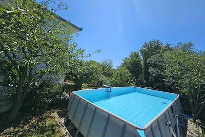 Ferienwohnung mit Montagepool und Grill
