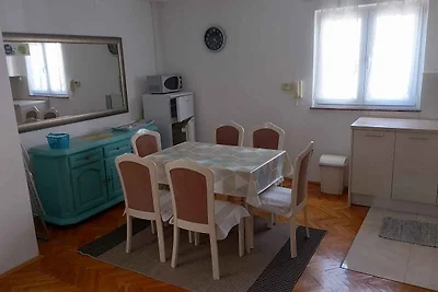 Ferienwohnung mit Terrasse und Klimaanlage