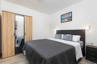 Ferienwohnung Apartment mit Pool