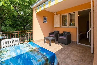 Ferienwohnung mit Balkon und Grillmöglichkeit