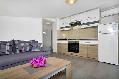 Ferienwohnung am Meer mit Balkon