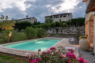 Villa mit Klimaanlage und Pool