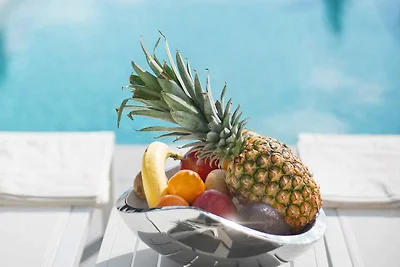 Villa mit Swimmingpool und Meerblick