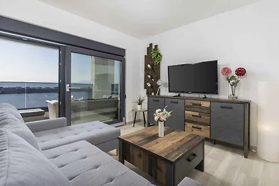 Ferienwohnung mit Garten, Balkon und
