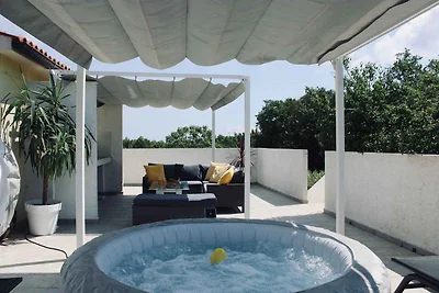 mit gemeinsamem Garten und Grill