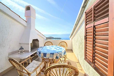 Appartamento Vacanza con famiglia Njivice