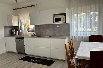 Ferienwohnung mit Garten und Terrasse