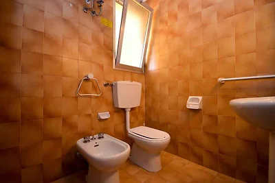 Studio with balcony and air conditioning