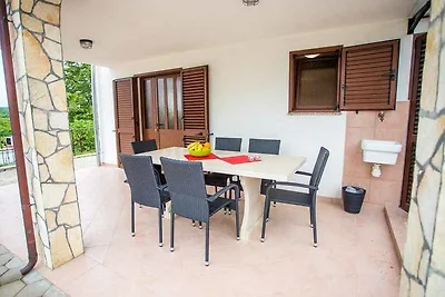 Villa mit Pool und Klimaanlage