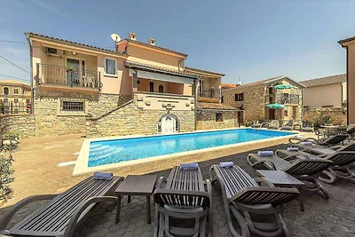 Ferienwohnung mit Klimaanlage und Pool