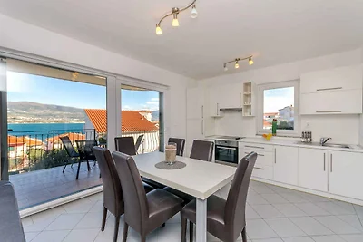 Ferienwohnung mit Klimaanlage und Blick auf d