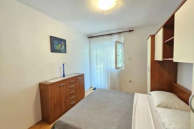 Ferienwohnung für 6 Personen mit Terrasse