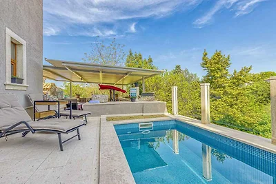 Ferienhaus mit beheiztem Privatpool