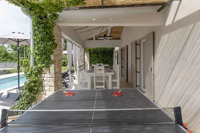 Ferienhaus mit Klimaanlage und Pool