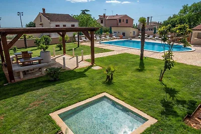 Ferienwohnung mit Pool