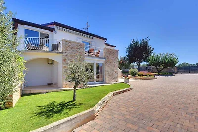 Villa mit Pool, Sauna und Jacuzzi