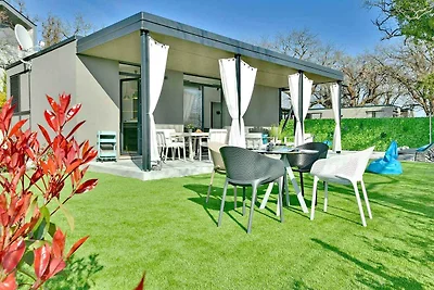 Villa mit Klimaanlage und Pool