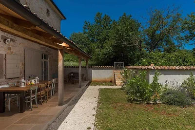 Villa mit Aussenpool
