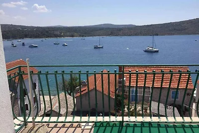 Ferienwohnung mit Terrasse und Meerblick