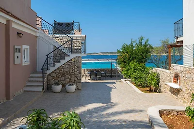 Ferienhaus mit Terrasse und Grill
