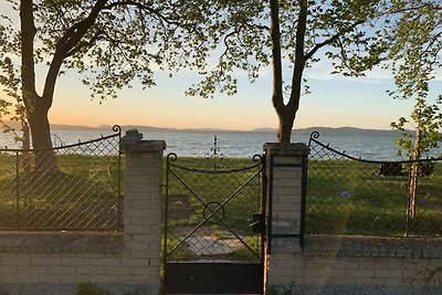 Ferienwohnung direkt am Strand mit Ausblick a