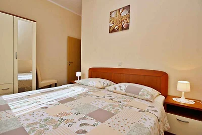 Ferienwohnung mit Terrasse und Klimaanlage