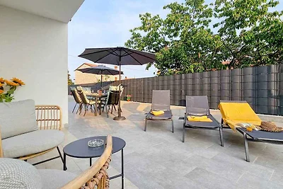 Ferienhaus auf zwei Etagen mit Garten und