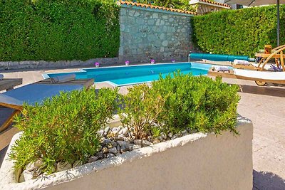 Holiday home relaxing holiday Grizane